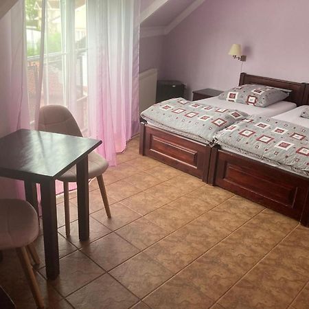 Pod Delfinem Rewal Apartment Luaran gambar